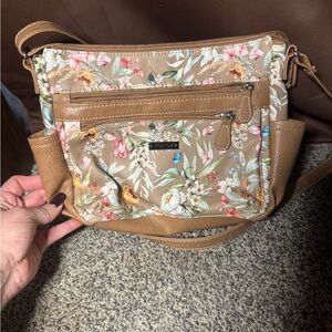 Floral Tan Crossbody Bag by Kolton- spring vibes
